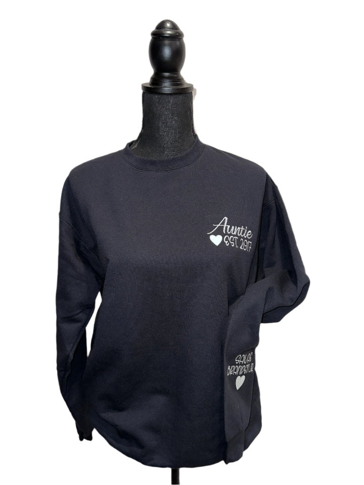 Personalizable Embroidered Auntie sweatshirt