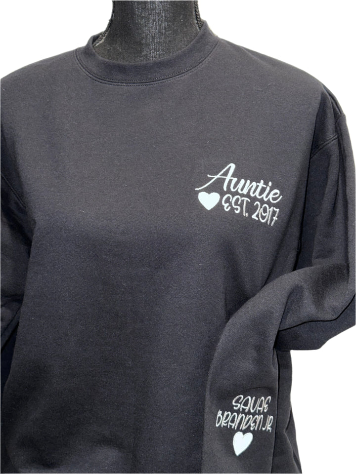 Personalizable Embroidered Auntie sweatshirt