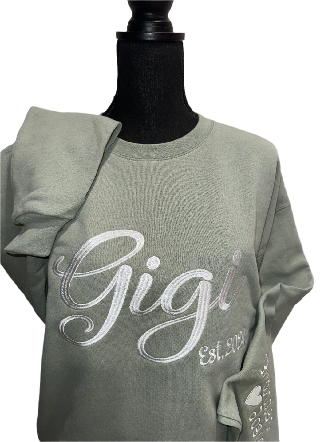 Personalizable Embroidered Gigi sweatshirt