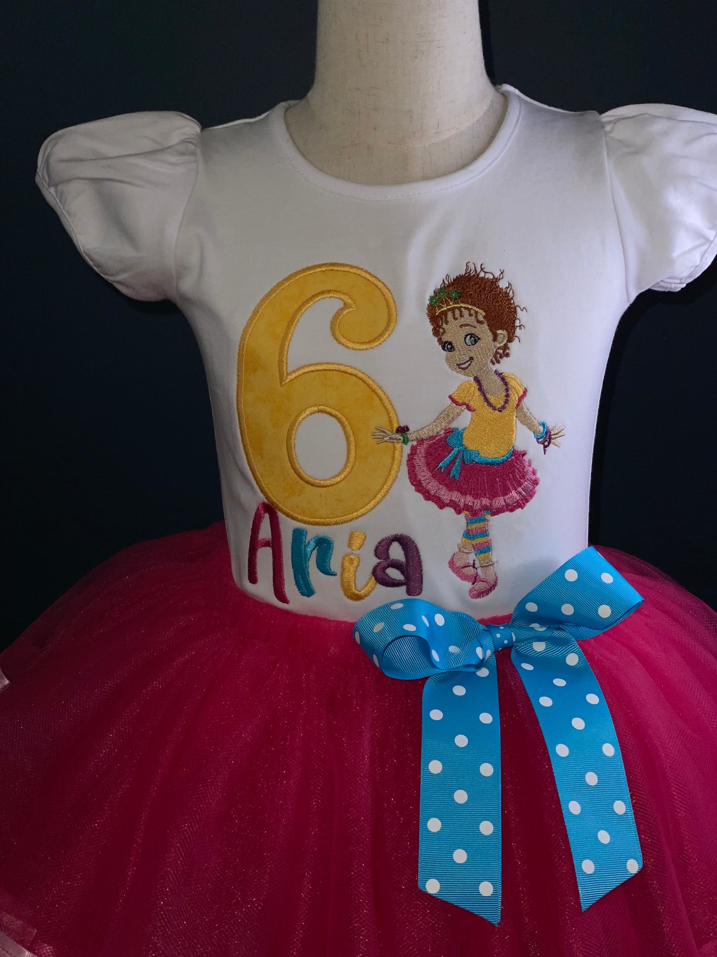 Fancy Nancy birthday party outfit for girls
