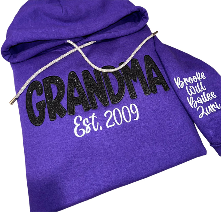 Personalizable Embroidered Mama Hoodie